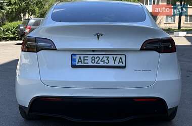 Внедорожник / Кроссовер Tesla Model Y 2021 в 