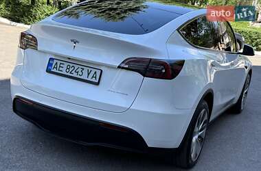 Внедорожник / Кроссовер Tesla Model Y 2021 в 