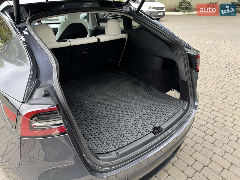 Внедорожник / Кроссовер Tesla Model Y 2021 в Виннице