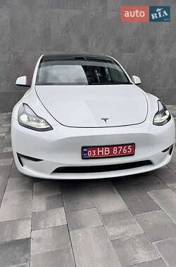 Внедорожник / Кроссовер Tesla Model Y 2023 в 