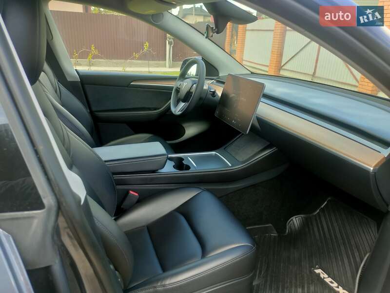 Позашляховик / Кросовер Tesla Model Y 2023 в Києві