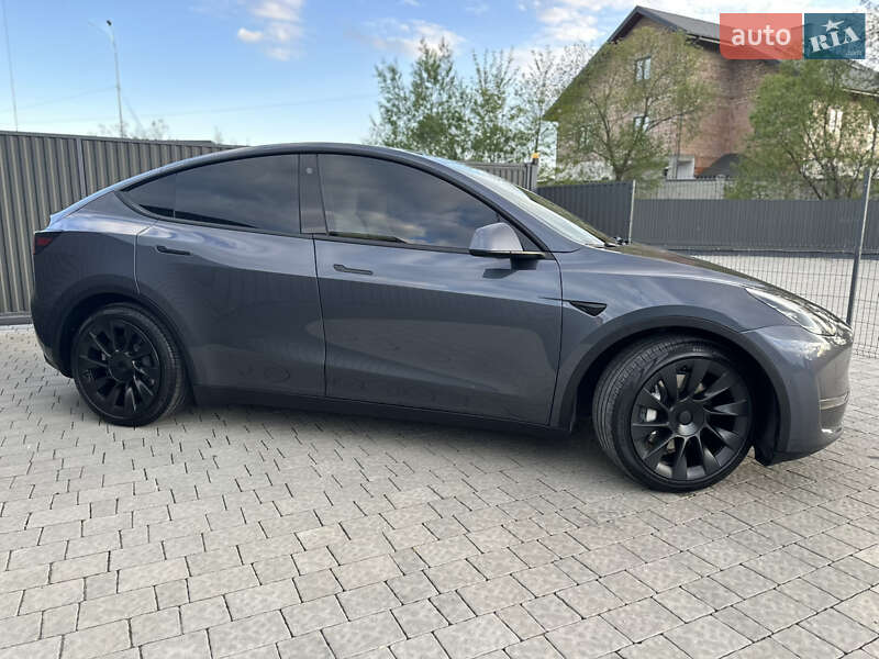 Внедорожник / Кроссовер Tesla Model Y 2021 в Львове