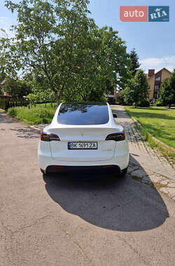 Внедорожник / Кроссовер Tesla Model Y 2023 в 