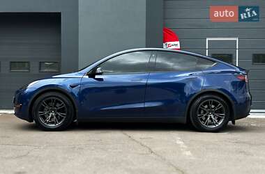 Внедорожник / Кроссовер Tesla Model Y 2021 в 
