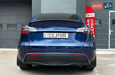 Внедорожник / Кроссовер Tesla Model Y 2021 в 