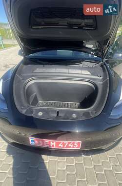 Внедорожник / Кроссовер Tesla Model Y 2023 в 