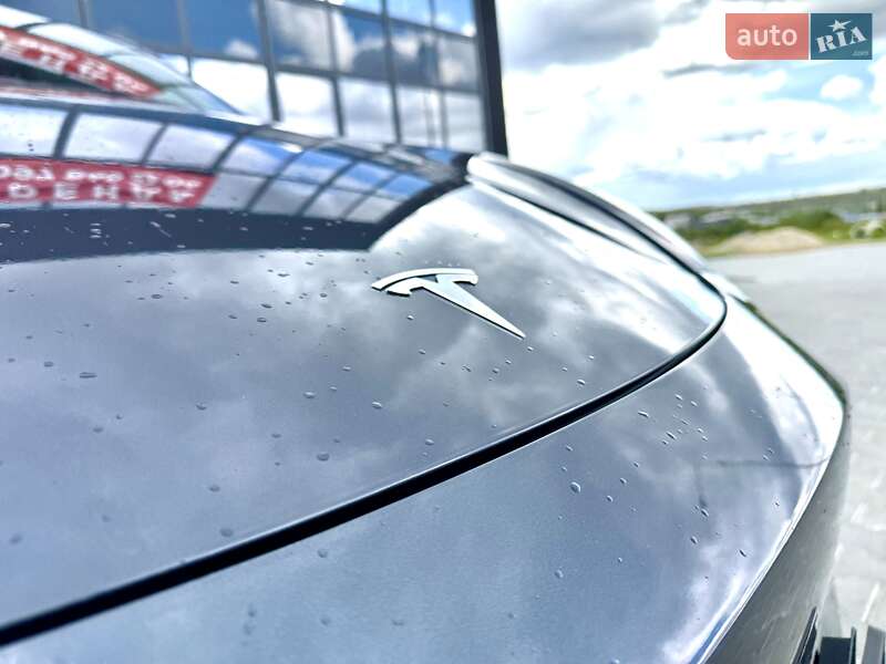 Позашляховик / Кросовер Tesla Model Y 2022 в Тернополі