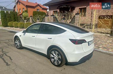 Внедорожник / Кроссовер Tesla Model Y 2023 в 