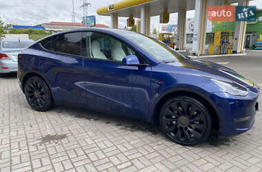 Позашляховик / Кросовер Tesla Model Y 2023 в 