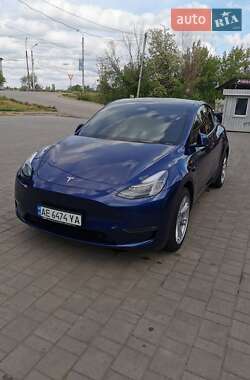 Внедорожник / Кроссовер Tesla Model Y 2024 в 