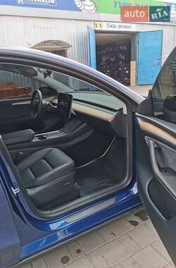 Внедорожник / Кроссовер Tesla Model Y 2024 в 