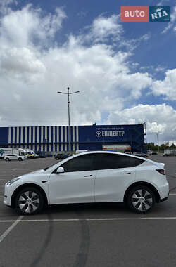 Внедорожник / Кроссовер Tesla Model Y 2021 в 