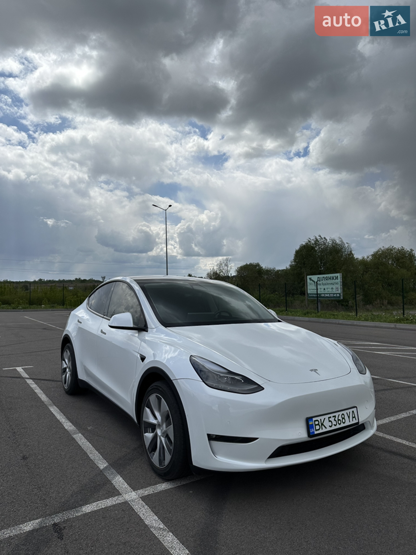 2021 Tesla Model Y - фото 1