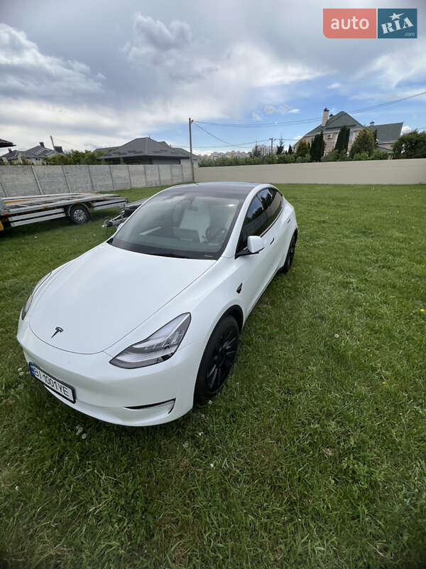 Внедорожник / Кроссовер Tesla Model Y 2022 в Полтаве