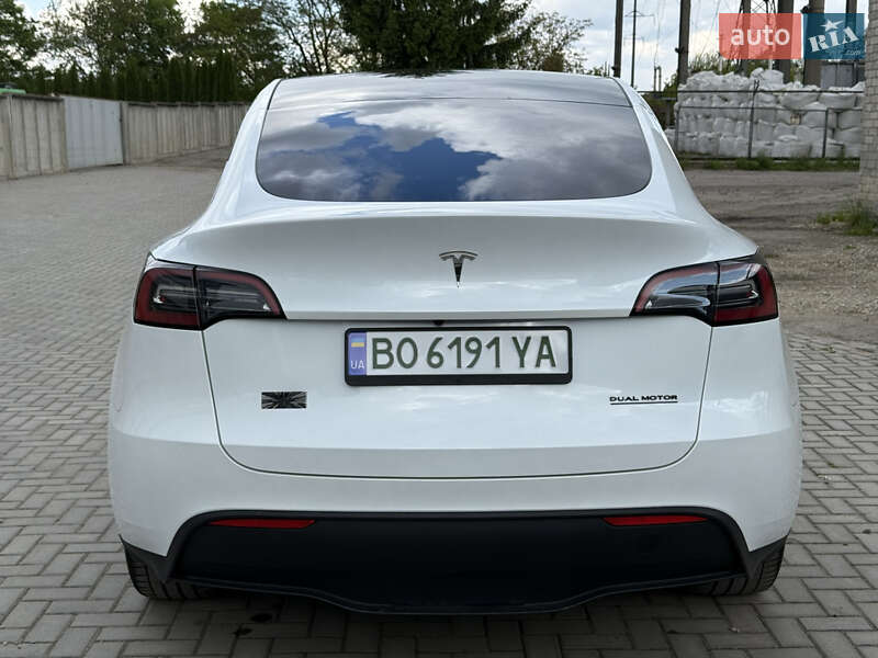 Внедорожник / Кроссовер Tesla Model Y 2023 в Тернополе