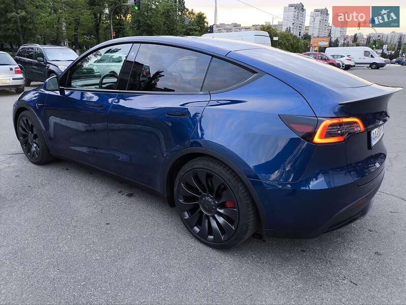 Внедорожник / Кроссовер Tesla Model Y 2022 в Киеве фото 4 Внедорожник / Кроссовер Tesla Model Y 2022 в Киеве
