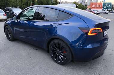 Внедорожник / Кроссовер Tesla Model Y 2022 в 