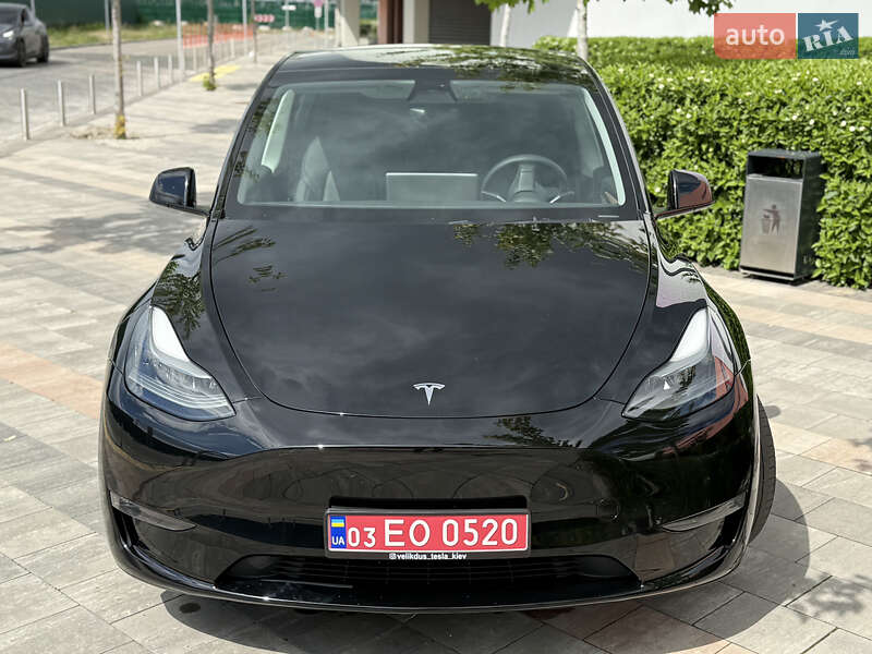 Внедорожник / Кроссовер Tesla Model Y 2023 в Киеве