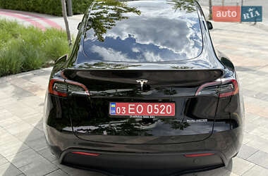 Внедорожник / Кроссовер Tesla Model Y 2023 в 