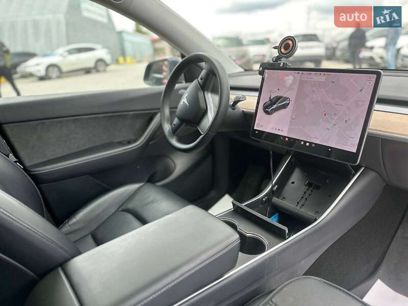Позашляховик / Кросовер Tesla Model Y 2020 в Львові