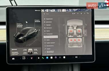Позашляховик / Кросовер Tesla Model Y 2022 в 