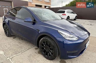 Внедорожник / Кроссовер Tesla Model Y 2022 в 