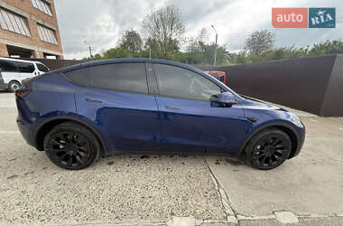 Внедорожник / Кроссовер Tesla Model Y 2022 в 