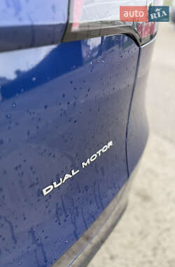 Внедорожник / Кроссовер Tesla Model Y 2022 в 