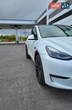 Позашляховик / Кросовер Tesla Model Y 2022 в 