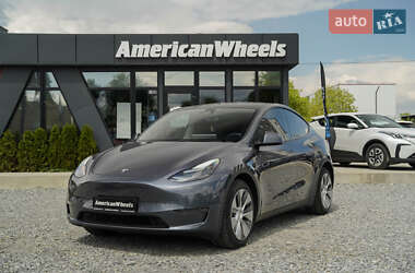 Позашляховик / Кросовер Tesla Model Y 2020 в Чернівцях