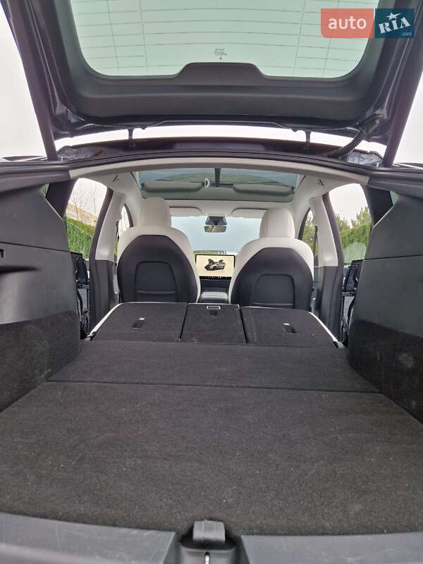 Внедорожник / Кроссовер Tesla Model Y 2022 в Днепре