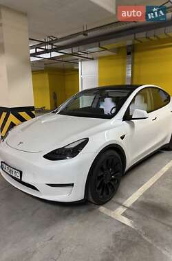 Внедорожник / Кроссовер Tesla Model Y 2021 в 