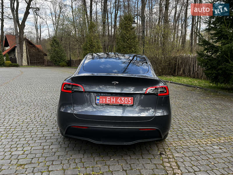 Позашляховик / Кросовер Tesla Model Y 2023 в Львові