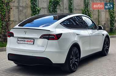 Позашляховик / Кросовер Tesla Model Y 2021 в 