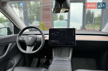 Внедорожник / Кроссовер Tesla Model Y 2021 в 