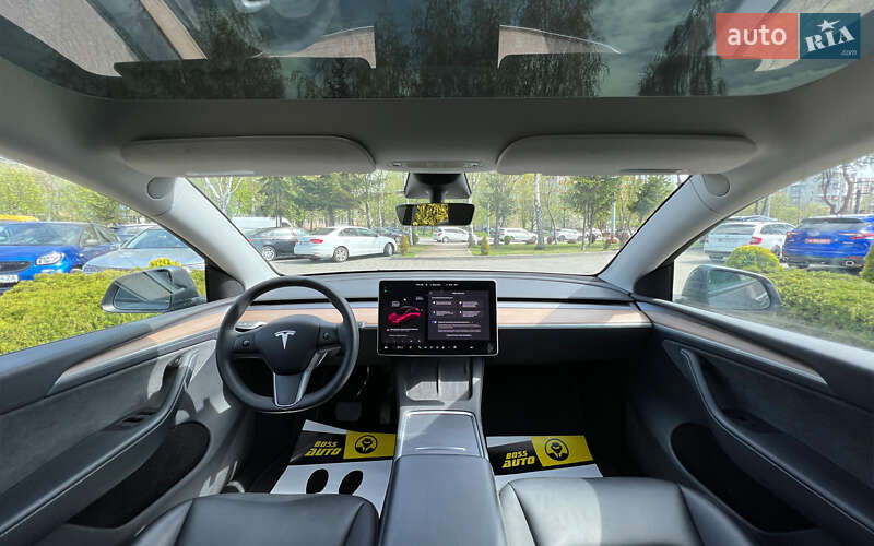 Позашляховик / Кросовер Tesla Model Y 2023 в Львові