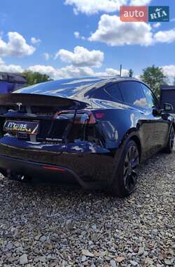 Внедорожник / Кроссовер Tesla Model Y 2022 в 