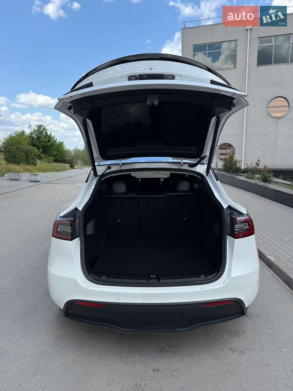 Внедорожник / Кроссовер Tesla Model Y 2022 в Запорожье