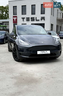Внедорожник / Кроссовер Tesla Model Y 2024 в 