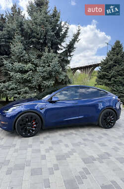 Внедорожник / Кроссовер Tesla Model Y 2022 в 