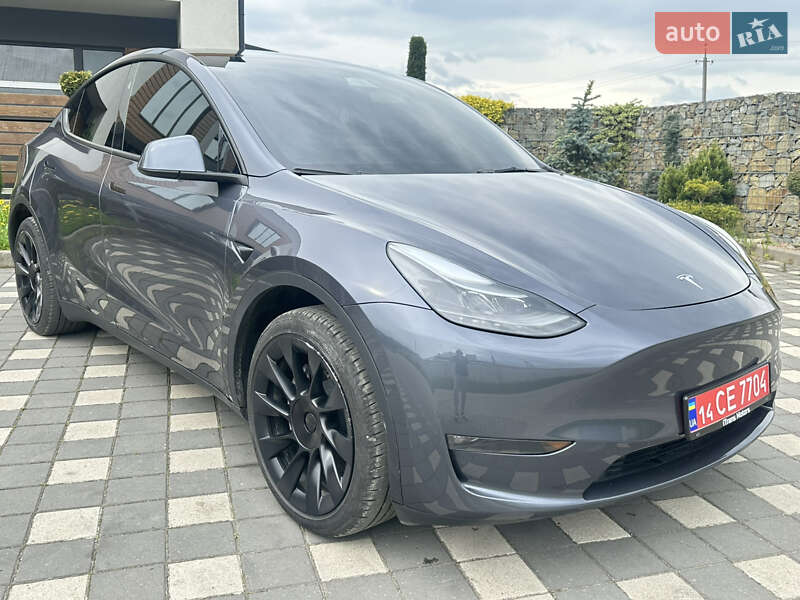 Внедорожник / Кроссовер Tesla Model Y 2023 в Стрые