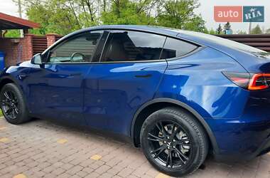 Внедорожник / Кроссовер Tesla Model Y 2023 в 