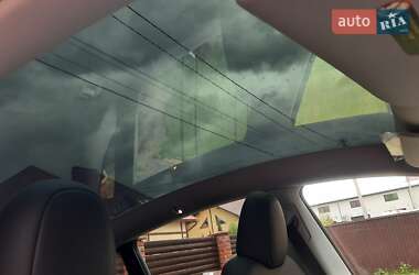 Внедорожник / Кроссовер Tesla Model Y 2023 в 