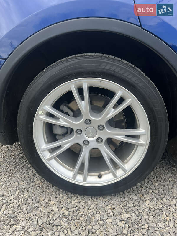 Внедорожник / Кроссовер Tesla Model Y 2022 в Ужгороде