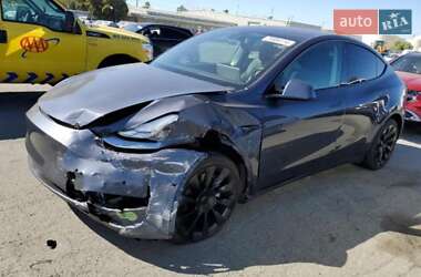 Позашляховик / Кросовер Tesla Model Y 2022 в Києві