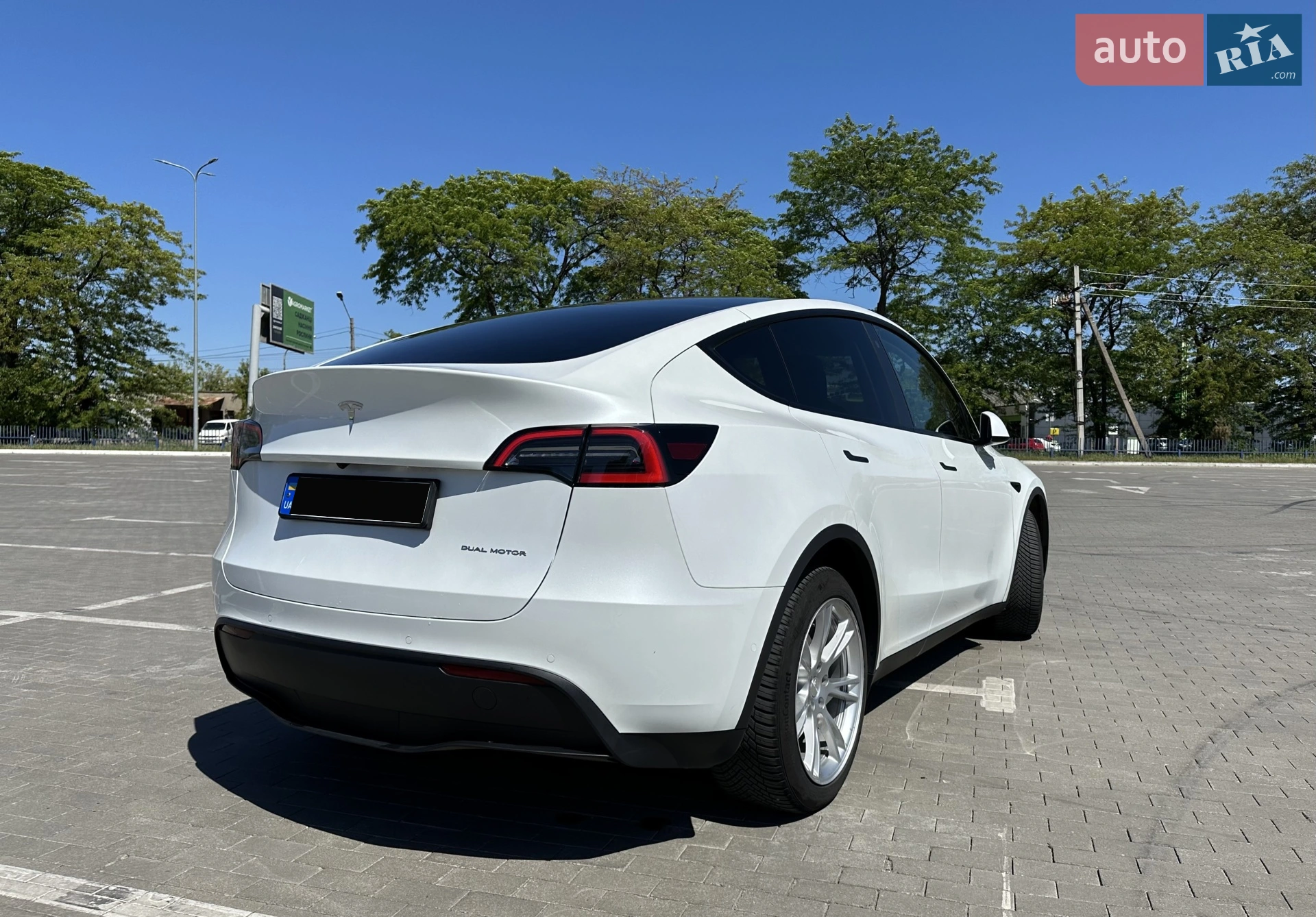2022 Tesla Model Y - мініатюра 5