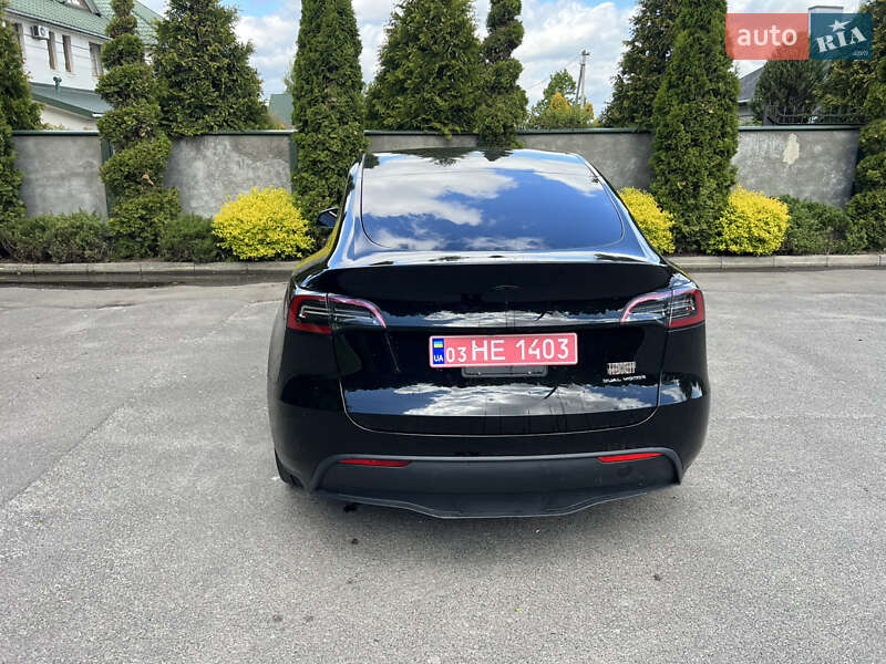 Внедорожник / Кроссовер Tesla Model Y 2024 в Цумани