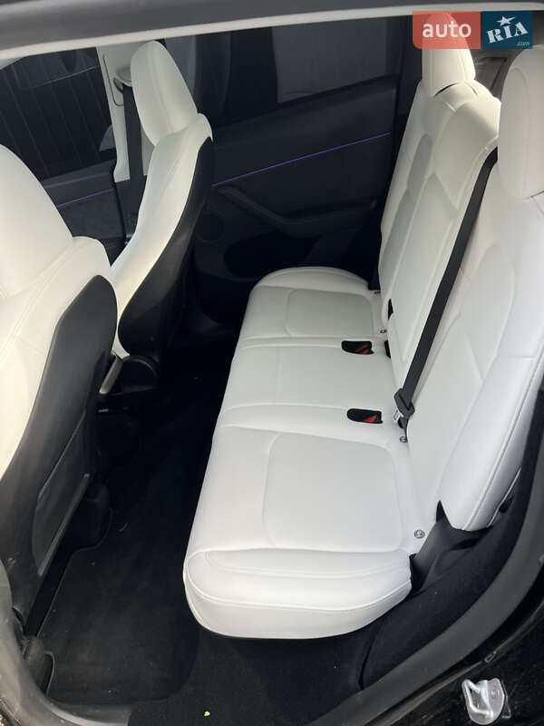 Внедорожник / Кроссовер Tesla Model Y 2024 в Цумани