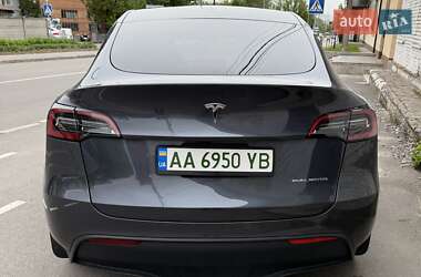 Позашляховик / Кросовер Tesla Model Y 2023 в 