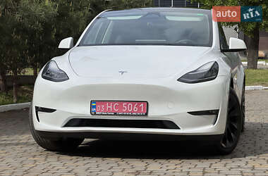 Внедорожник / Кроссовер Tesla Model Y 2021 в 